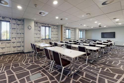 Village Hotel Bournemouth - image 13