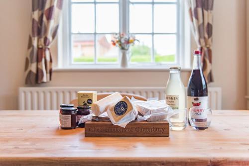 Plum Pudding Cottage by Bloom Stays Plum Pudding Cottage by Bloom Stays