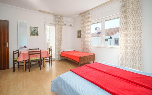 Apartments and Rooms Josipa - main image