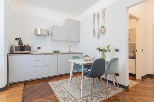One-Bedroom Apartment image 9