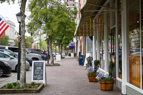 The Edenton Collection-The Granville Queen Inn