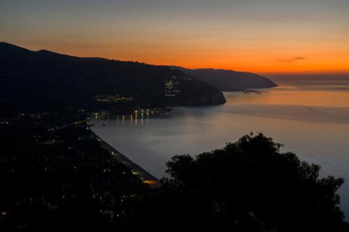 Holiday Apartment orchidea with swimming pool and private beach -3