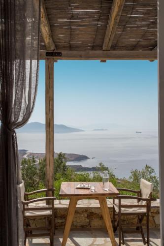 Studio with Sea View