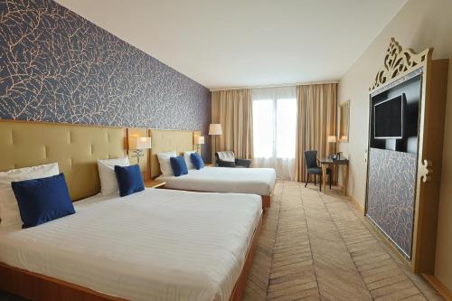 Dream Castle Hotel Marne La Vallee - image 12