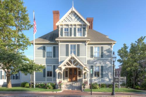The Hotel Portsmouth image