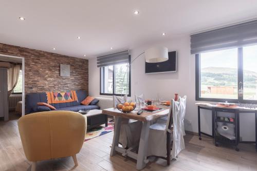 Le Château D'Ancelle - Apartment