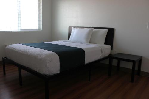 2 bedrooms, 4 beds