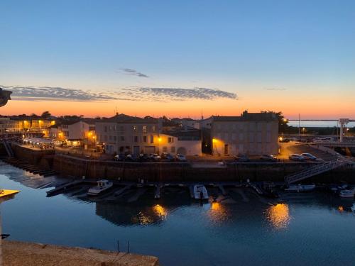 Île de Ré - T3 avec sublime vue mer - 80m2 - 4 à 6 pers - Location saisonnière - Saint-Martin-de-Ré