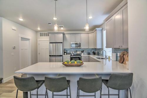Gorgeous Greeley Getaway - Close to Parks! in Greeley, USA