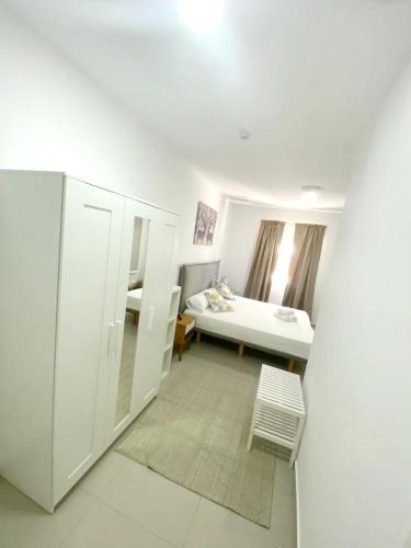 Deluxe Double Room image 9