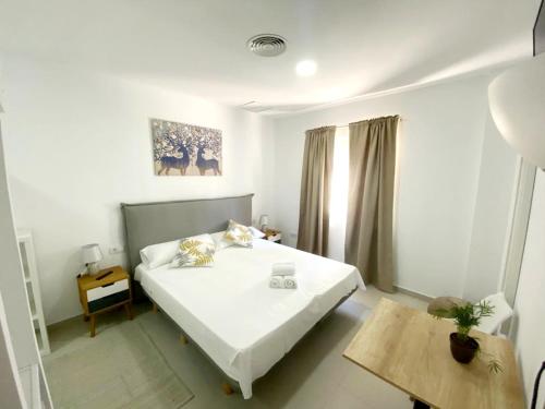 Deluxe Double Room image 8