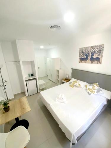 1 queen bed