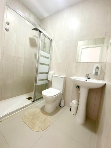 Deluxe Double Room image 3