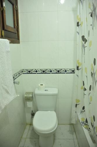 Al Hambra Hotel - image 3