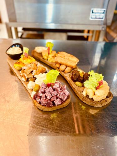 Rainforest Hotel & Cabañas