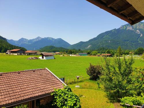 Apartment with Mountain View