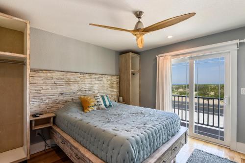 KH3964- Seventh Sun in Kitty Hawk (NC)