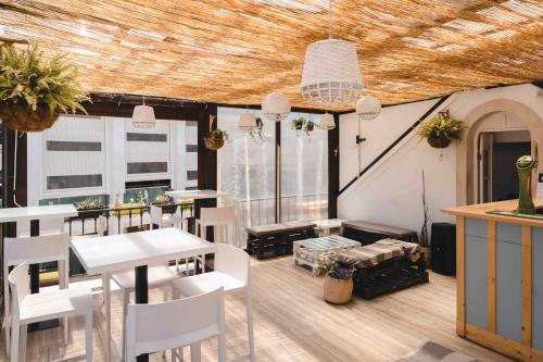 Cascais Bay Hostel 3