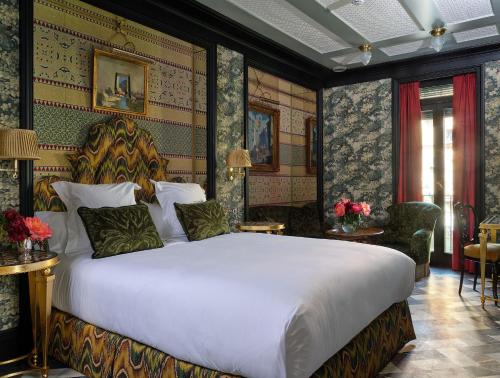 room detail thumbnail 1