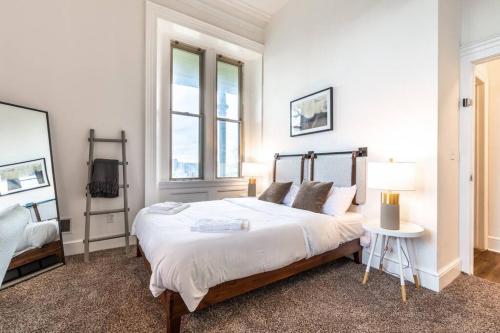 Warren Castle - Cozy 2 BR Incredible View