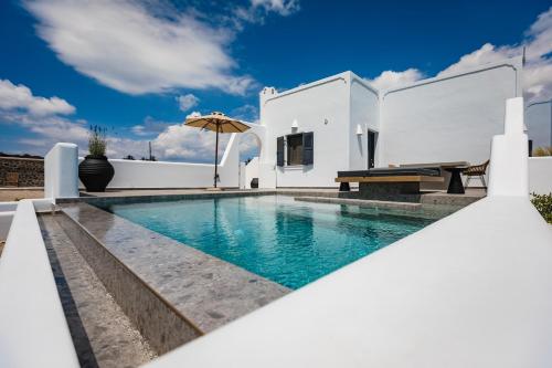 Vineyard Exclusive Suites Santorini