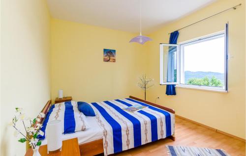 4 Bedroom Lovely Home In Lovorno