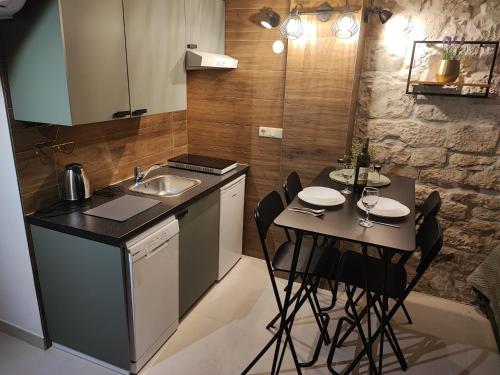 Létesítmények, Carol Rooms in Trogir Old Town