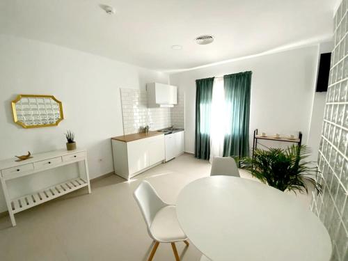 Deluxe Double Studio image 10
