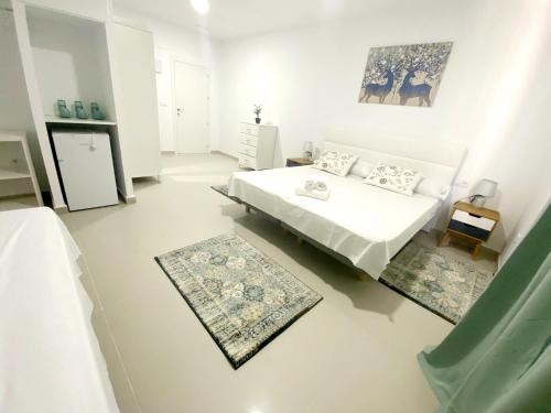 Deluxe Triple Room image 7