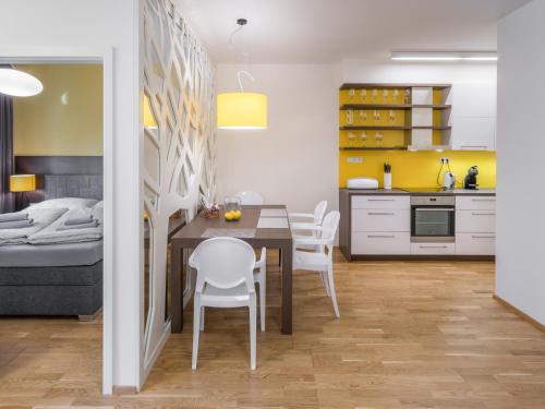Suites & Apartments Medvědín - image 7