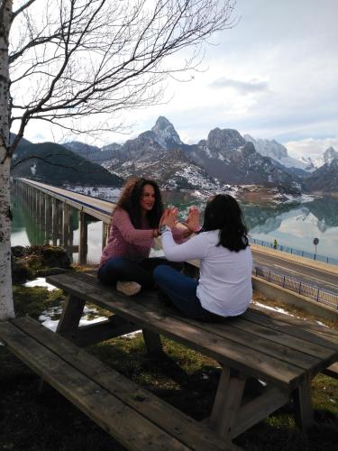 周邊環境, Los Casares in 里亞諾