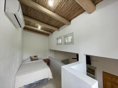 1 double bed, 1 twin bed