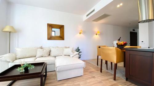 ROYAL BEACH - Modern & Private Apartments in center Sunny Beach 4