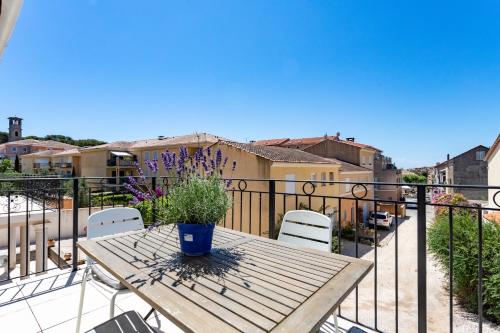 Outstanding AC 2 bedroom with terrace close to beaches - Dodo et Tartine - Location saisonnière - Carqueiranne