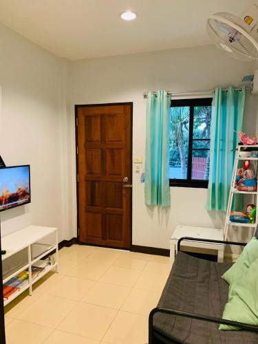 Don Kaeo Suk Jai Apartment (Local Customer Only)