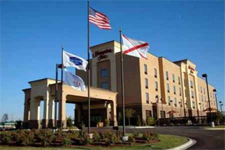 Hampton Inn By Hilton Calera