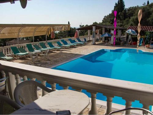 Pleasing apartment in Mpenitses with terrace, Benitses (foto 9)