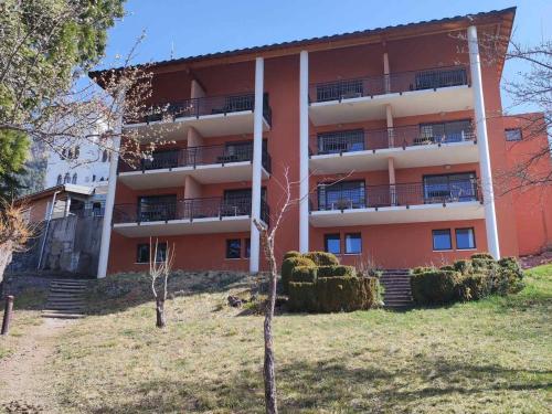Studio confortable à Jausiers avec terrasse, piscine et sauna - 4 pers - FR-1-165B-24 - Villaggio Primavera