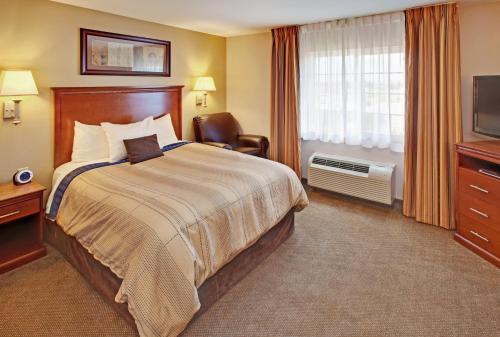 Candlewood Suites Williston, an IHG Hotel