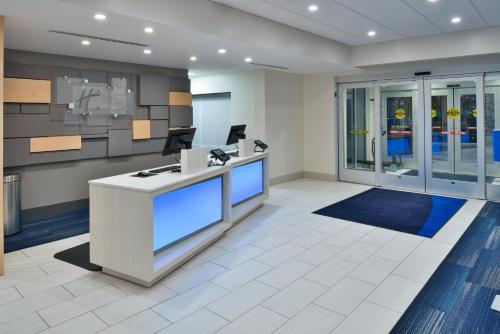 Holiday Inn Express Orlando - South Park By IHG - 숙소 외관