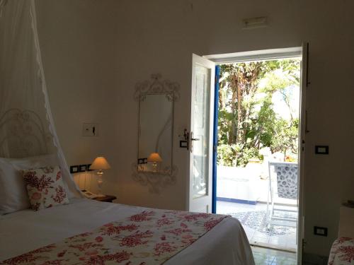 Hotel Lisca Bianca - image 14