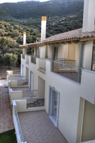 숙소 외관, Modi Resort in 시로피가도