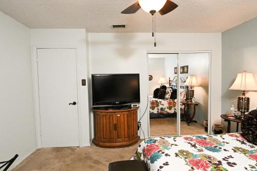 Comfortable Luxury West Mobile Best Quality - image 13
