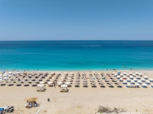 해변, Monato Luxury Apartments in 라프카다