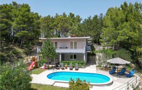 Beautiful Home In Slime With Outdoor Swimming Pool