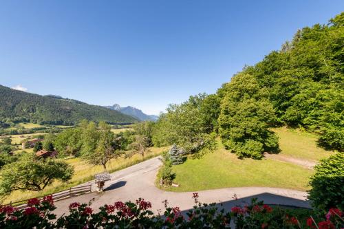 Hotel Le Bois Joli - image 3