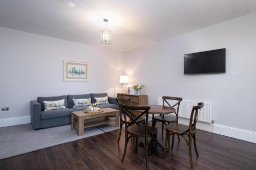 The Pine Tree Cottage of Warren Lodge Boutique Cottages - image 3