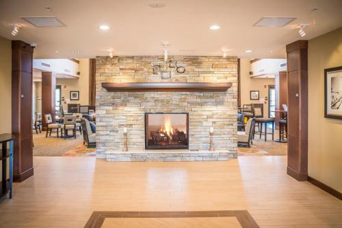 Staybridge Suites Sacramento-Folsom an IHG Hotel - image 12