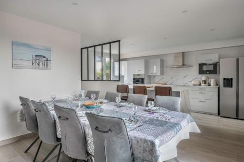 Belle villa avec jacuzzi pour dix personnes a la Turballe gîte à louer Pénestin
