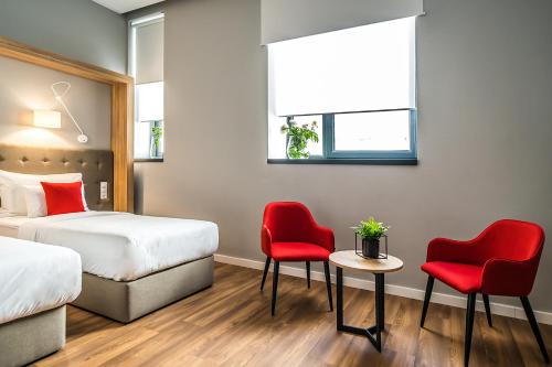 Up Hotel Budapest - image 5